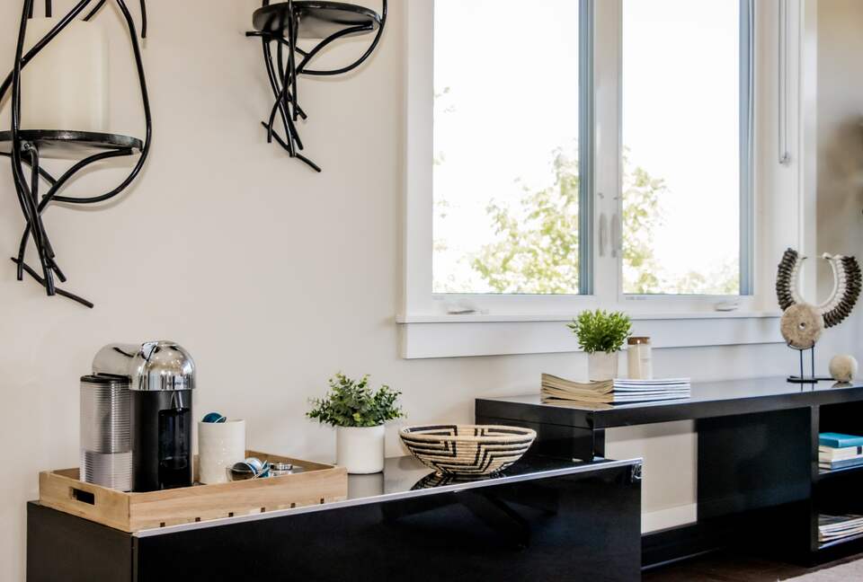 Orchard Villa Retreat - Wolfville, Canada