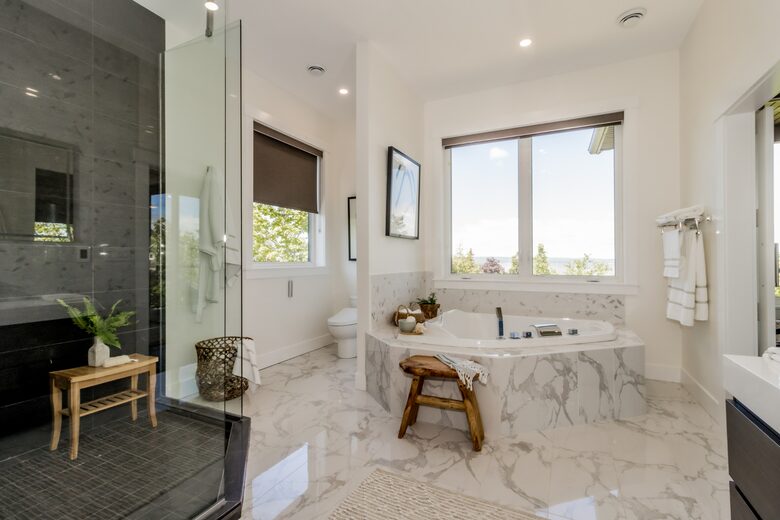 Orchard Villa Retreat - Wolfville, Canada