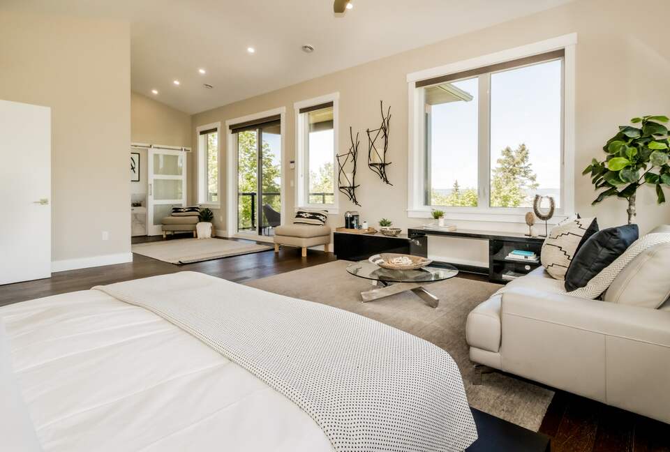 Orchard Villa Retreat - Wolfville, Canada