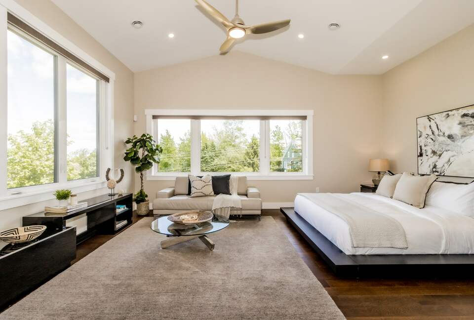 Orchard Villa Retreat - Wolfville, Canada