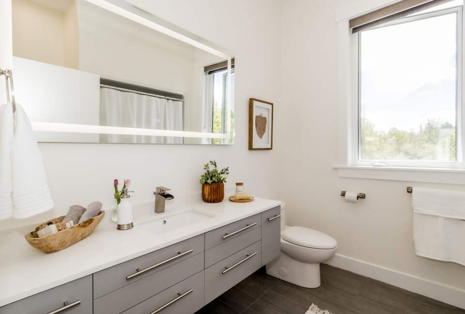 Orchard Villa Retreat - Wolfville, Canada