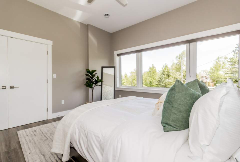 Orchard Villa Retreat - Wolfville, Canada