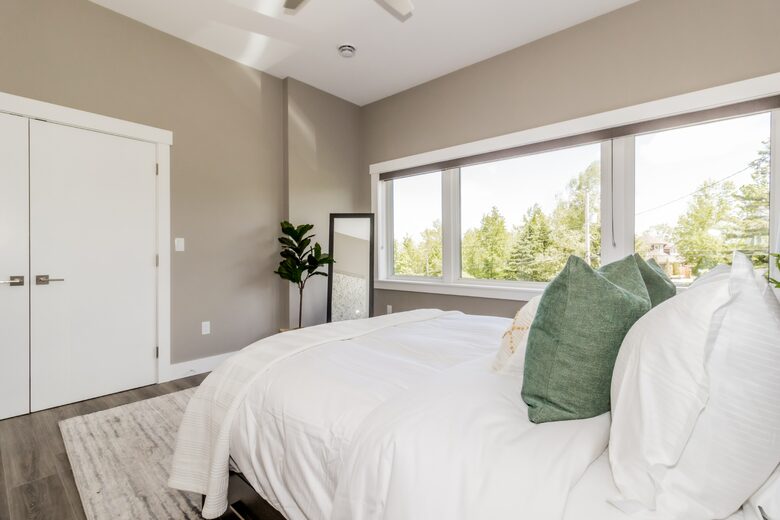 Orchard Villa Retreat - Wolfville, Canada