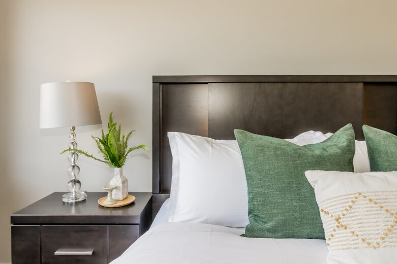 Orchard Villa Retreat - Wolfville, Canada