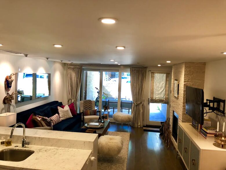 Chic, Cozy Aspen Jewel Box in Center Core - Aspen, Colorado