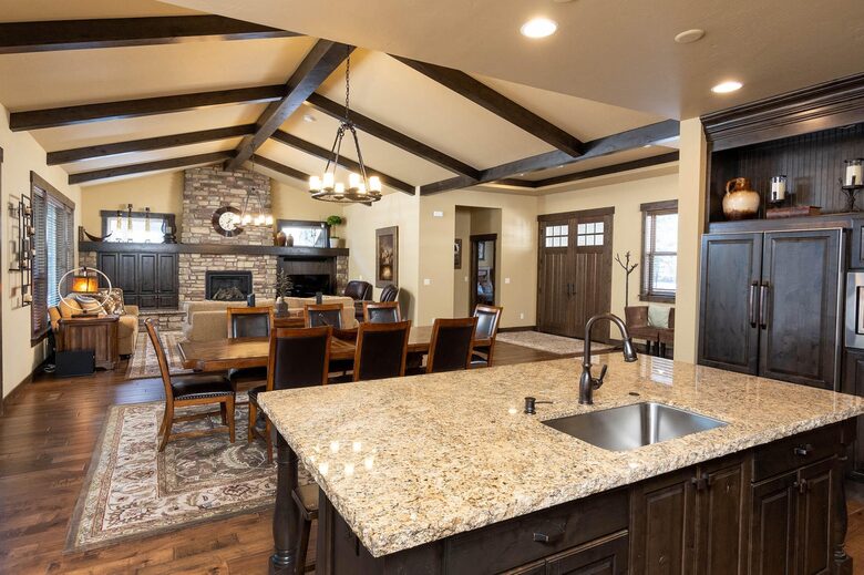 Caldera Springs Getaway - Bend, Oregon