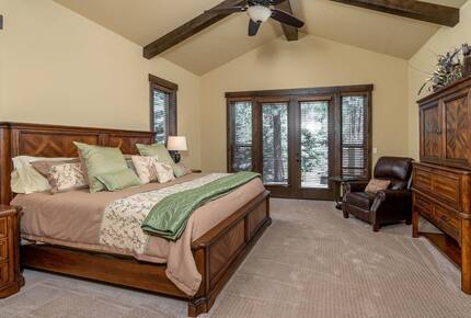 Caldera Springs Getaway - Bend, Oregon