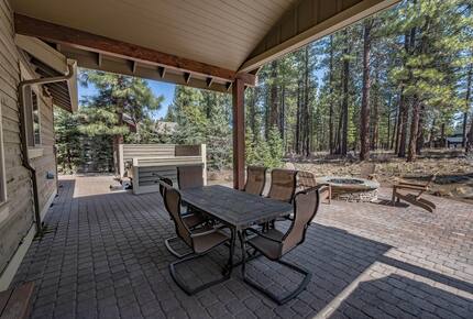 Caldera Springs Getaway - Bend, Oregon