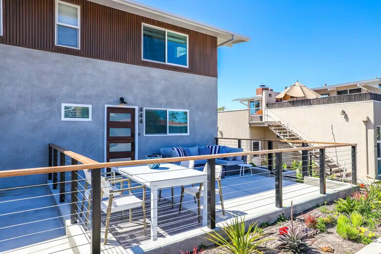 Modern Coastal Two Bedroom Retreat - Corona Del Mar, California