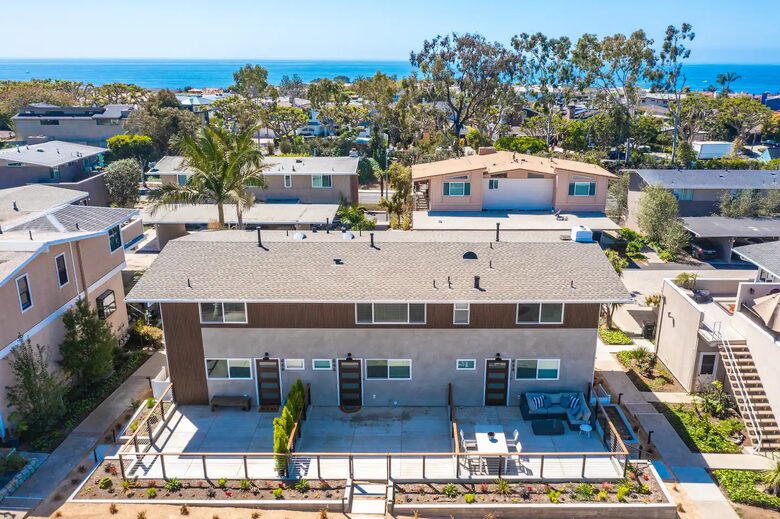 Modern Coastal Two Bedroom Retreat - Corona Del Mar, California