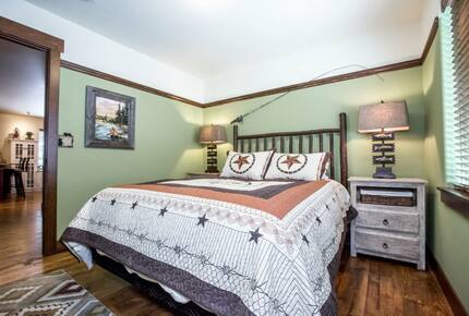 The Woodside House - Whitefish, Montana