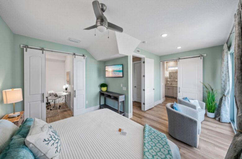 Luxury Coastal Home, Gulfport Waterfront District - Gulfport, Florida