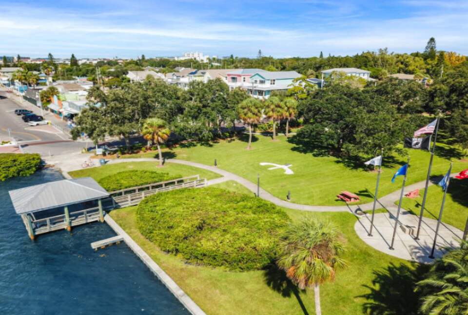 Luxury Coastal Home, Gulfport Waterfront District - Gulfport, Florida