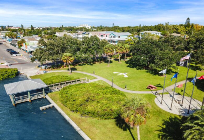 Luxury Coastal Home, Gulfport Waterfront District - Gulfport, Florida