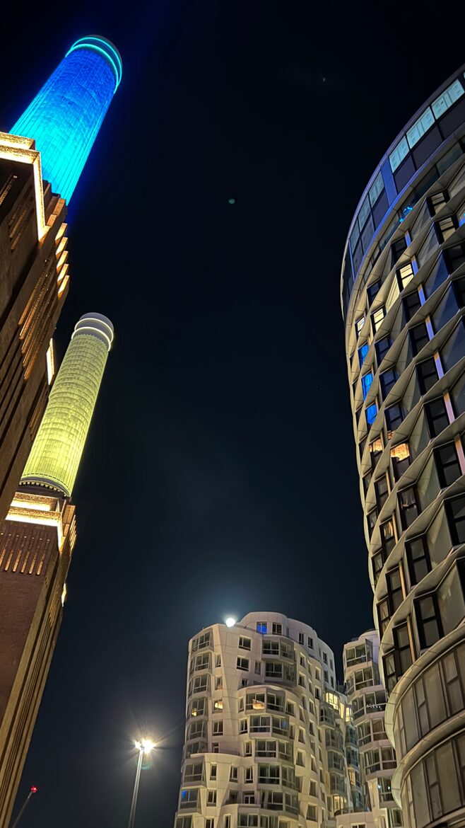 The corner of the Frank Gehry building
