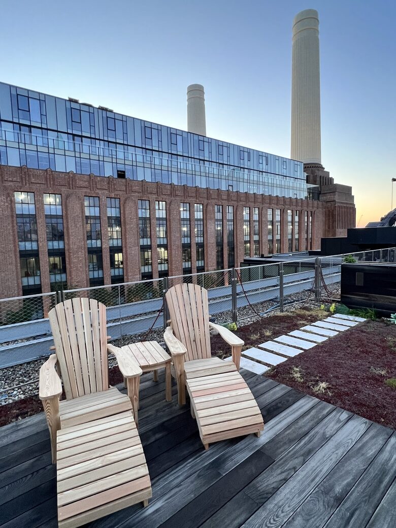 eight floor roof terrace facing the sixth floor gardens and offices