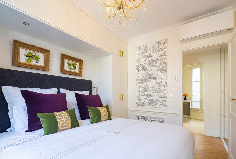 Fontaine de Mars - Paris, France