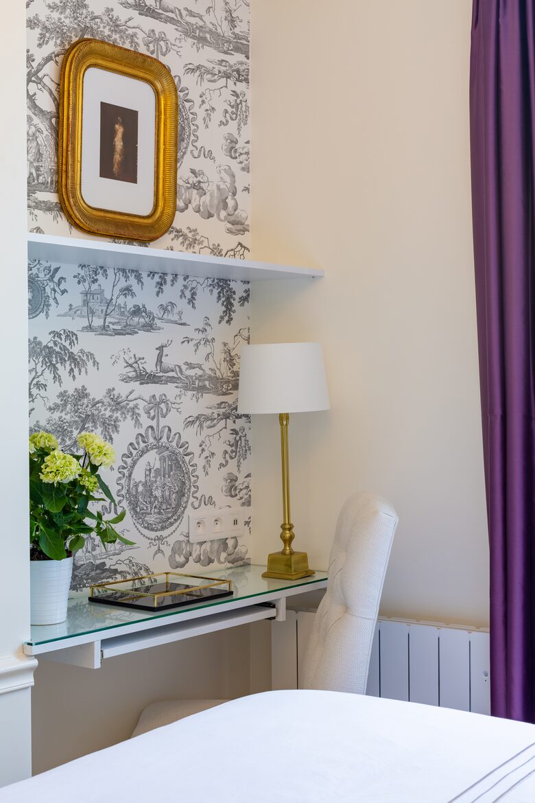 Fontaine de Mars - Paris, France