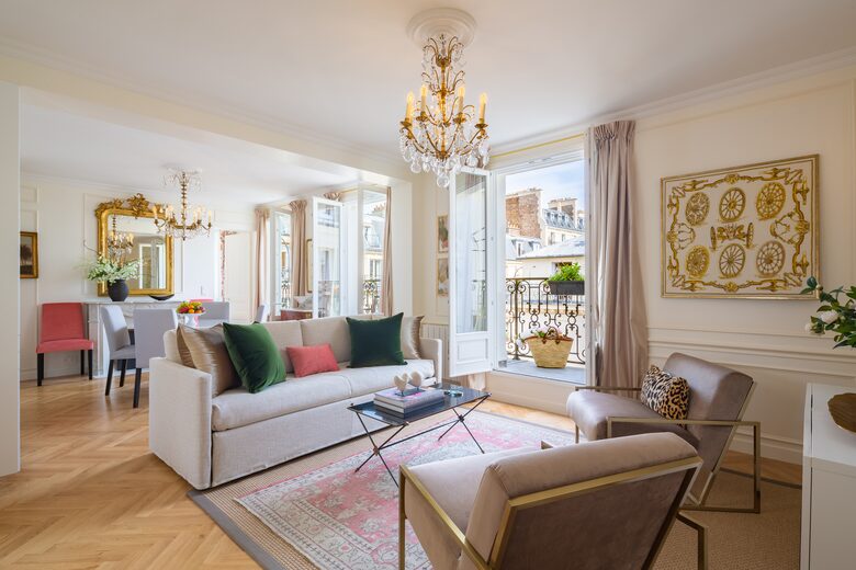 Fontaine de Mars - Paris, France