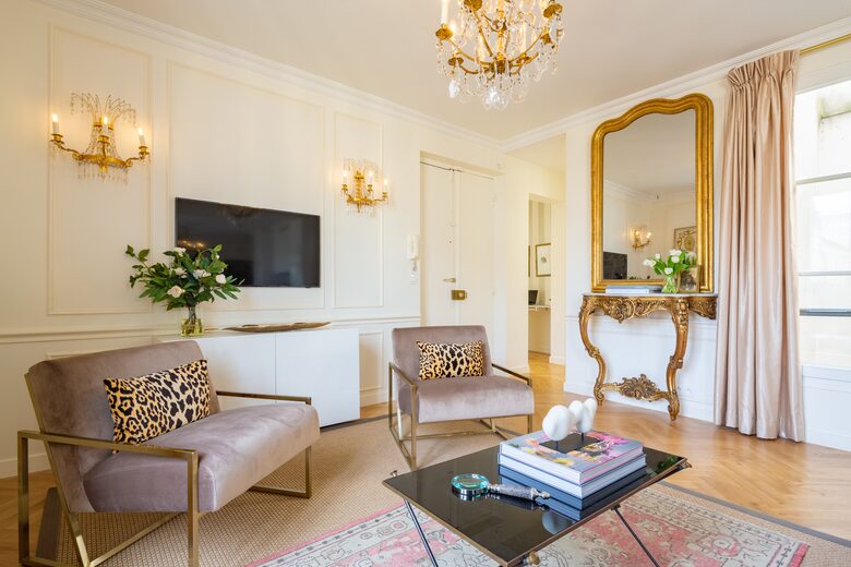 Fontaine de Mars - Paris, France