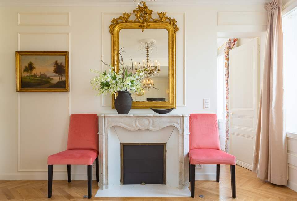 Fontaine de Mars - Paris, France