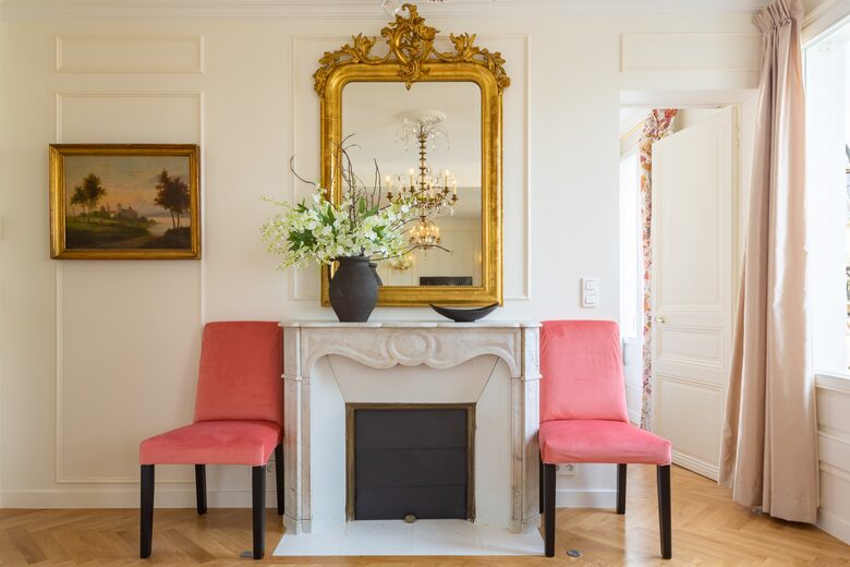 Fontaine de Mars - Paris, France