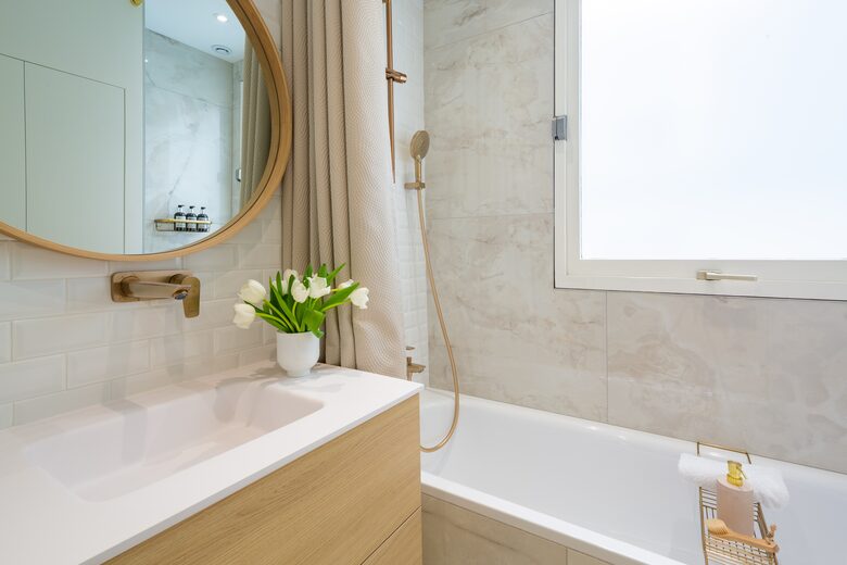 Fontaine de Mars - Paris, France