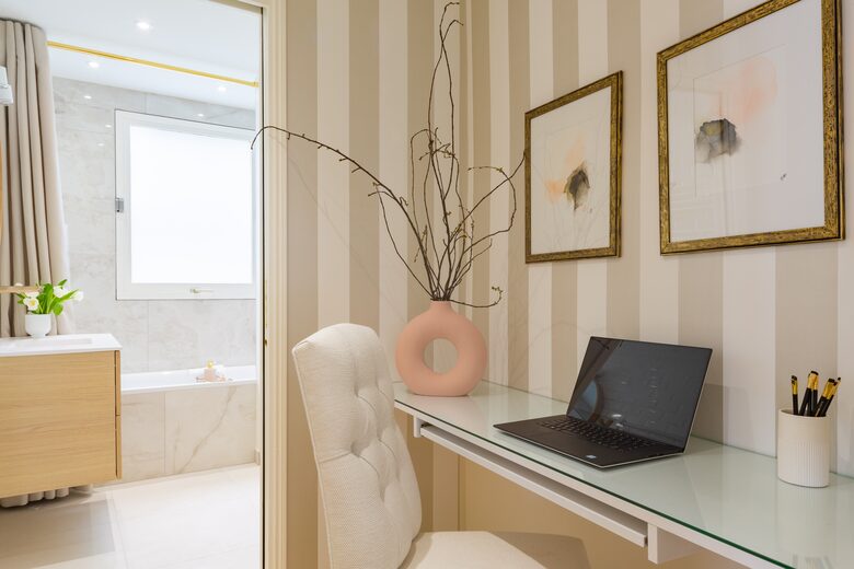 Fontaine de Mars - Paris, France