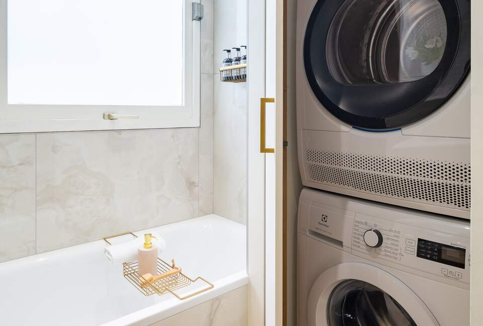 Fontaine de Mars - Paris, France