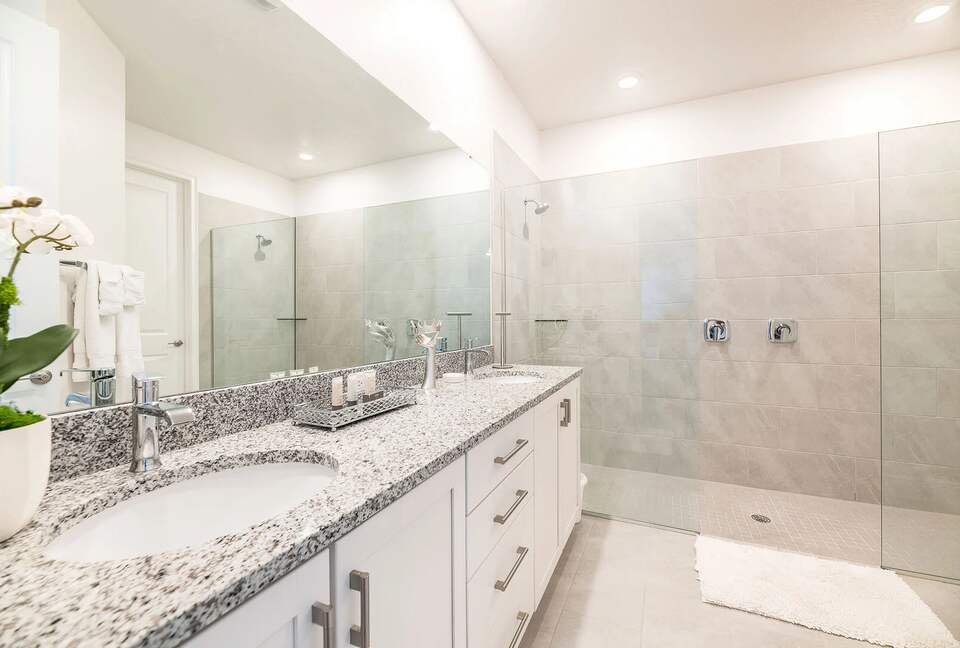 Golden Bear Oasis - Reunion, Florida