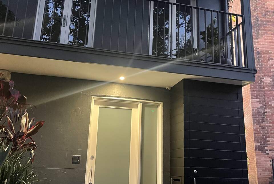 Modern Sydney Terrace House - Surry Hills, Australia