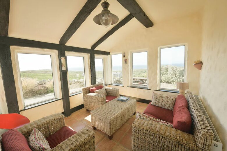 Fuschia Ocean Cottage - Doolin, Ireland