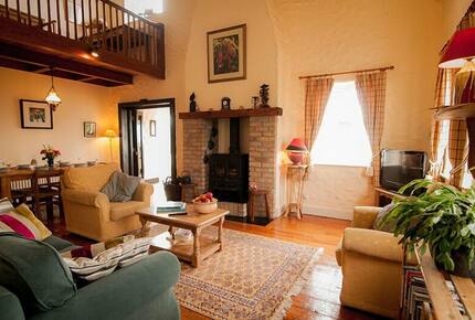 Fuschia Ocean Cottage - Doolin, Ireland