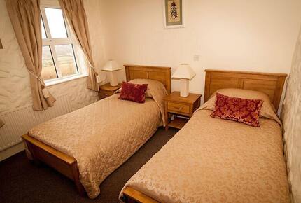 Fuschia Ocean Cottage - Doolin, Ireland