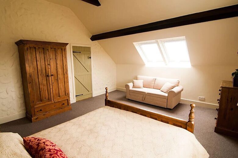 Fuschia Ocean Cottage - Doolin, Ireland