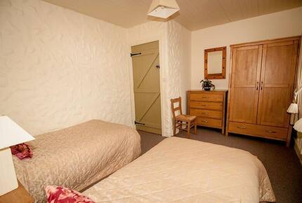 Fuschia Ocean Cottage - Doolin, Ireland