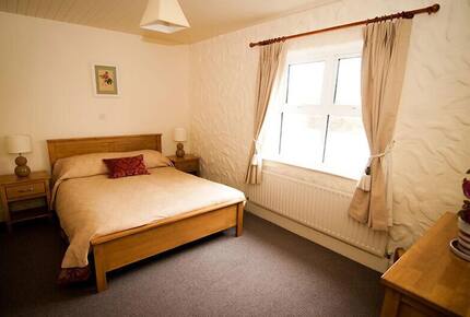 Fuschia Ocean Cottage - Doolin, Ireland