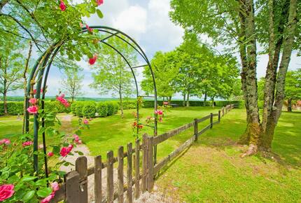 Les Clauzades Vieilles - Saux, France
