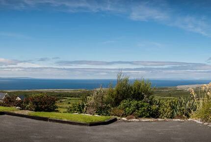 Fuschia Ocean Cottage - Doolin, Ireland