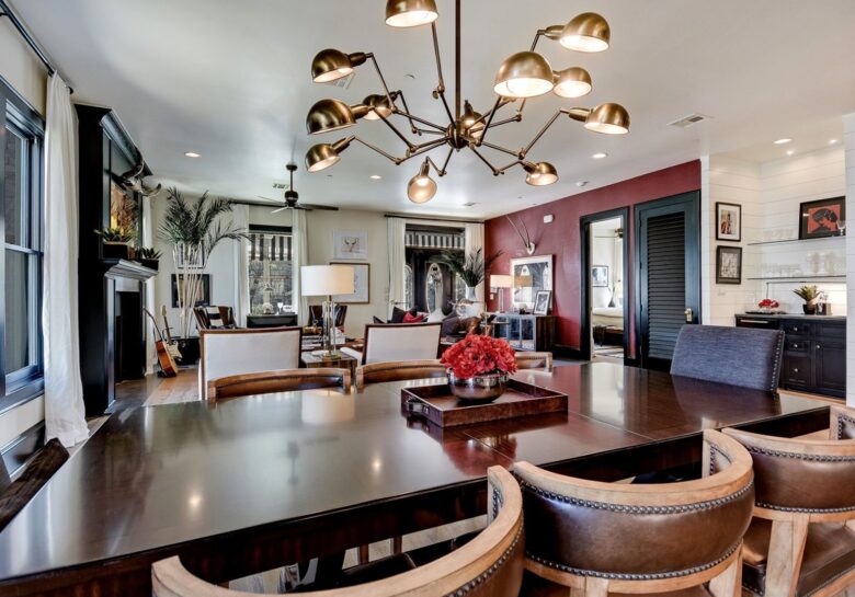 Immaculately Restored Historic Home in the Heart of Austin - Austin, Texas