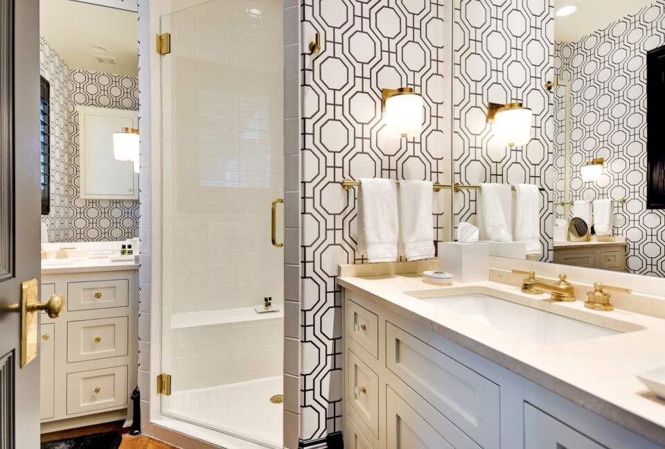 Immaculately Restored Historic Home in the Heart of Austin - Austin, Texas