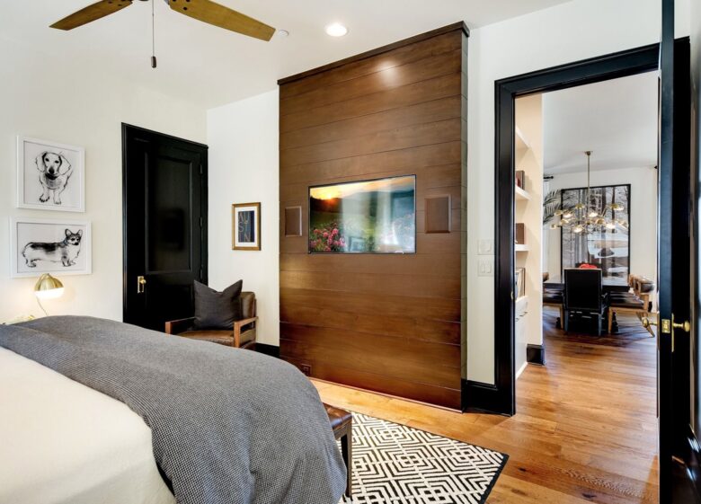 Immaculately Restored Historic Home in the Heart of Austin - Austin, Texas