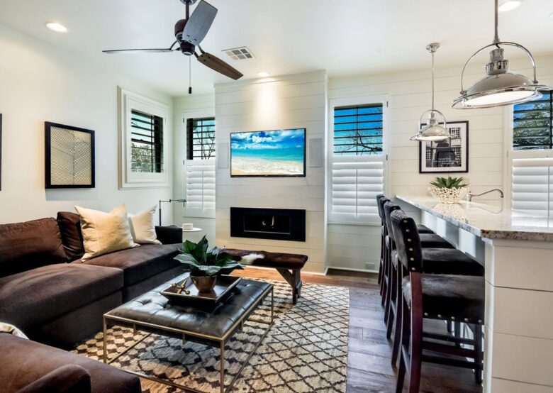 Immaculately Restored Historic Home in the Heart of Austin - Austin, Texas