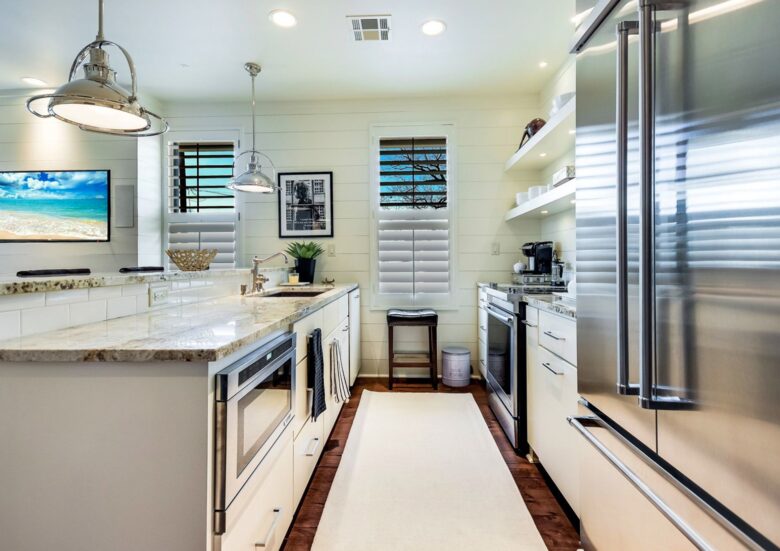 Immaculately Restored Historic Home in the Heart of Austin - Austin, Texas