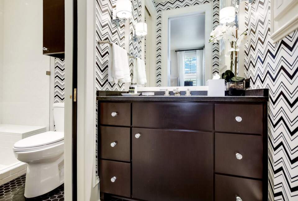 Immaculately Restored Historic Home in the Heart of Austin - Austin, Texas