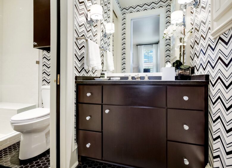 Immaculately Restored Historic Home in the Heart of Austin - Austin, Texas