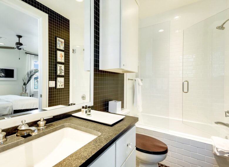 Immaculately Restored Historic Home in the Heart of Austin - Austin, Texas