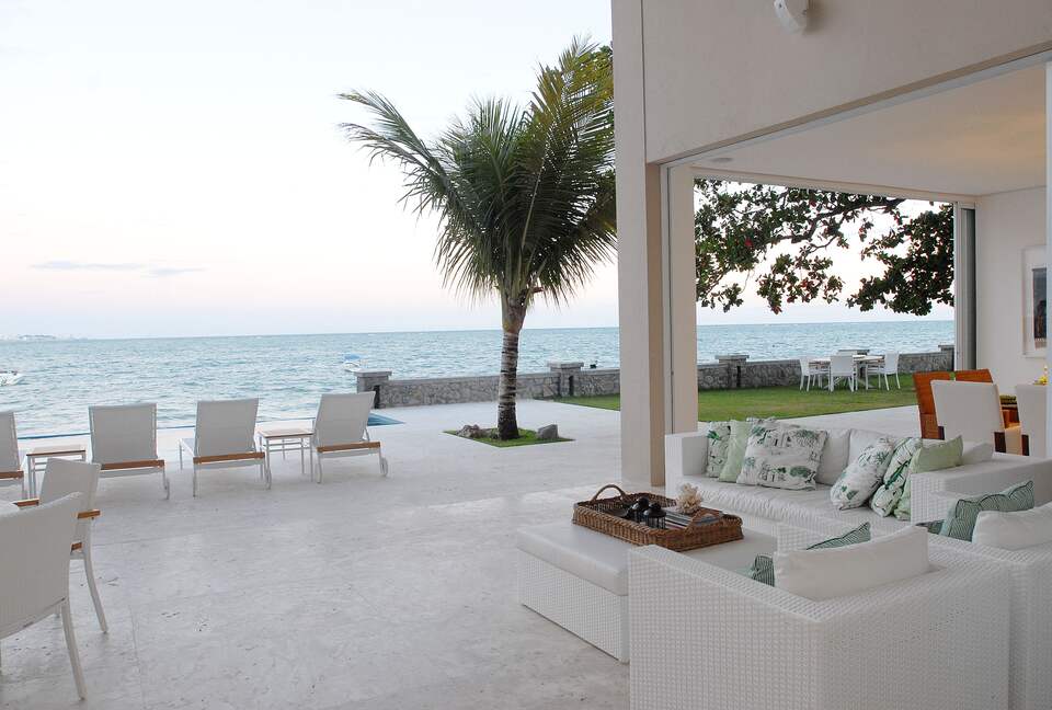 Stunning Beachfront Villa Dantas - Vera Cruz, Brazil