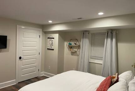 The Revival Room in Historic Downtown Staunton | Two Bedroom - Staunton, Virginia