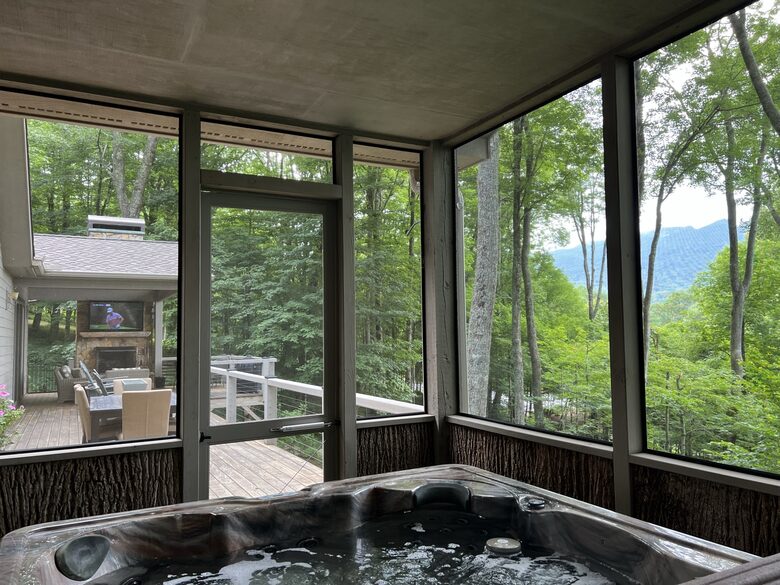 Linville Ridge Beauty - Linville, North Carolina